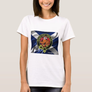 Schönes McGillivray Abzeichen-Set auf schottischer T-Shirt