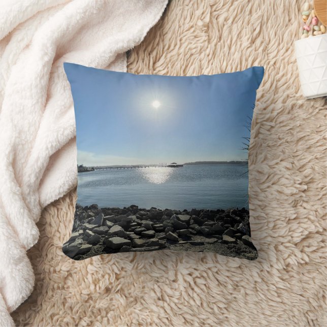 Schönes Ocean Blue Landschaftlich Throw Kissen (Decke)