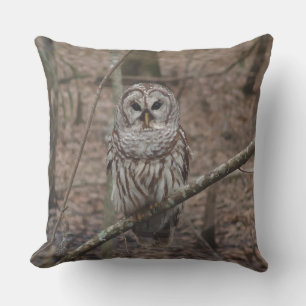 Schönes Owl in Waldwurzelkissen Kissen Für Draußen