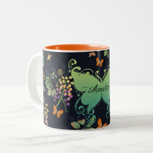 Schönes personalisiertes dunkles Blumen-Schmetterl Zweifarbige Tasse