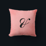 Schönes rosa Pergament Mr. and Mrs. Kissen<br><div class="desc">Dekorieren Sie Ihre Zuhause mit diesen sehr angenehmen Kissen aus rosa Pergament "Mr. and Mrs. Mit einem sehr dekorativen rosa Pergament Design und "&" in schwarzer Tinte geschrieben,  kann dieses Kissen heute Ihre sein!</div>