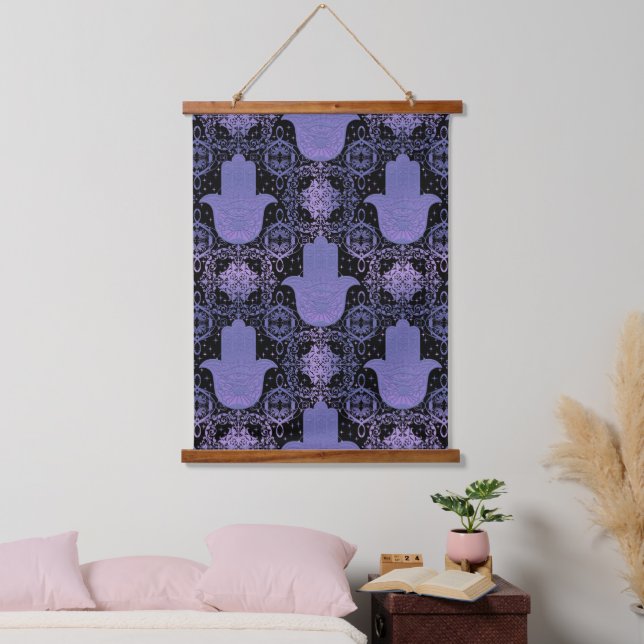Schönes Rosa und Lila Hamsa Hand Wandteppich Mit Holzrahmen (Schlafzimmer)