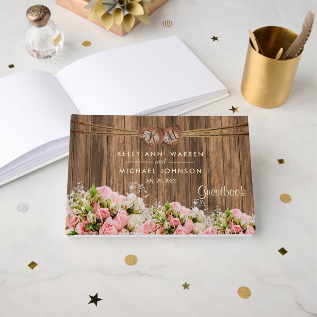 Schönes Rosa und Weiße Rosen auf Holz - Gästebuch (Vorderseite Offen)