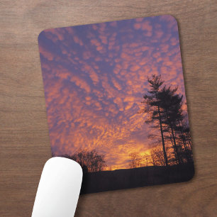 Schönes rosafarbenes Orangenwolken Sonnenaufgang F Mousepad