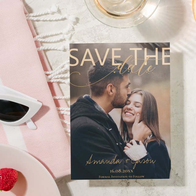 Schönes Script-Foto Hochzeit speichern das Datum (Beautiful Script Photo Wedding Save The Date Invitation)