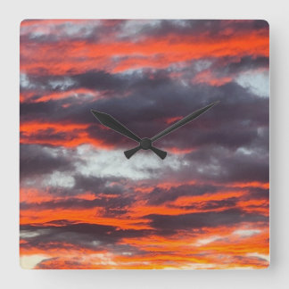 Schönes Sonnenuntergang Wolken Foto Quadratische Wanduhr