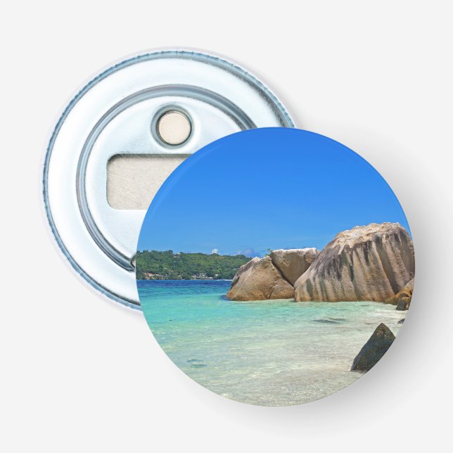 Schönes tropisches Meer mit einem Felsstrand Flaschenöffner (Vorderseite)