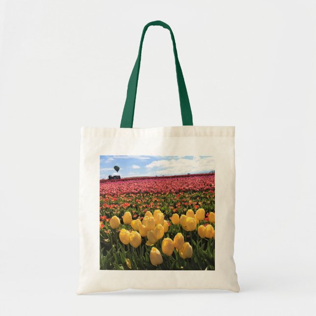 Schönes Tulip Field mit Heißluftballon, Oregon Tragetasche (Vorne)