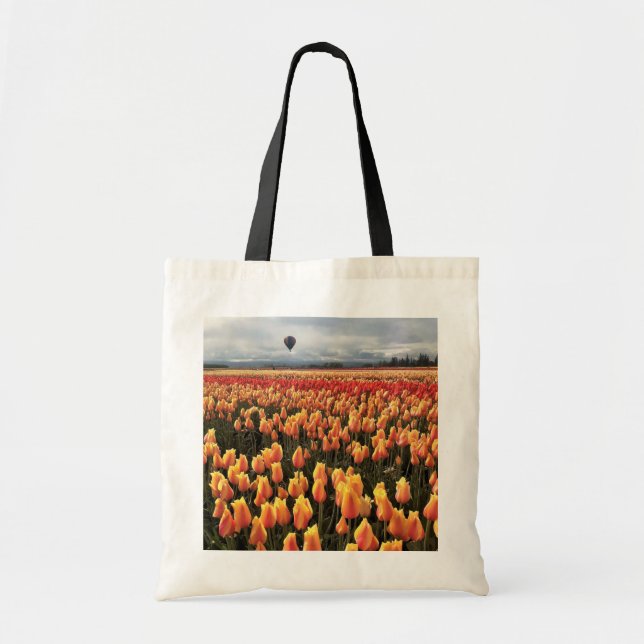 Schönes Tulip Field mit Heißluftballon, Oregon Tragetasche (Vorne)