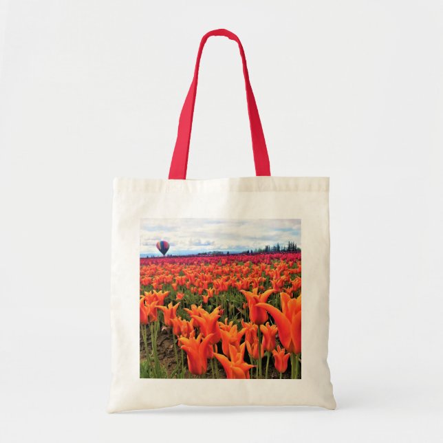 Schönes Tulip Field mit Heißluftballon, Oregon Tragetasche (Vorne)
