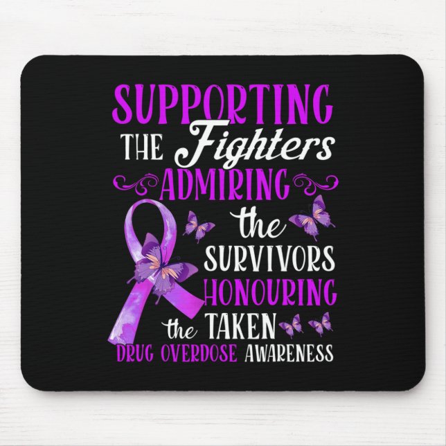 Schönes und unterstützendes Arzneimittelüberdosier Mousepad (Vorne)