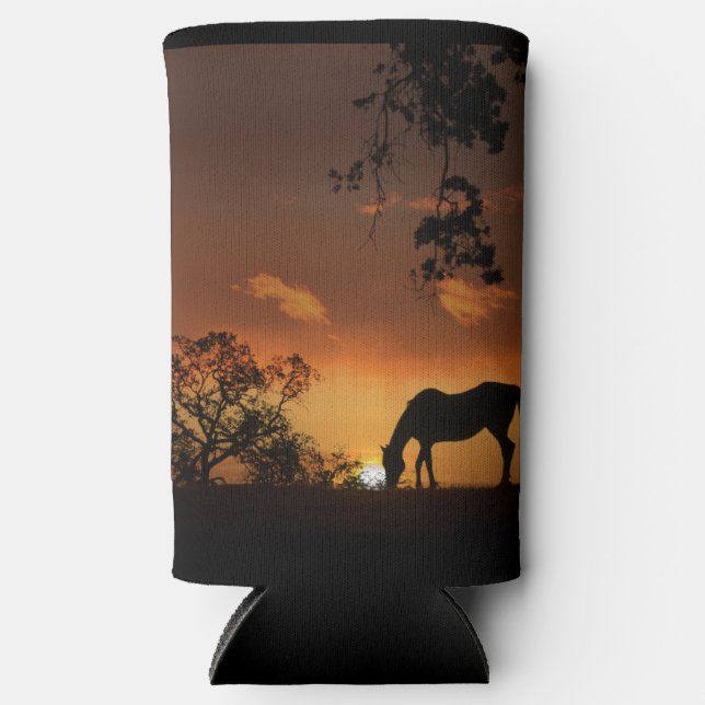 Schönes Weidepferd im Sonnenaufgang kann kühlen Selters Dosenkühler (Vorderseite)