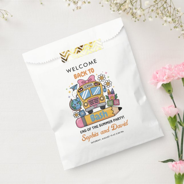 School’s Back Bash! Editable End of Summer Party  Geschenktütchen (Versiegelt)