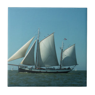 Schooner in Meer Fliese
