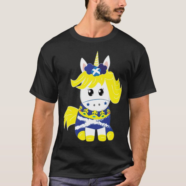Schottische Einhornhörnchen streben an T-Shirt (Vorderseite)