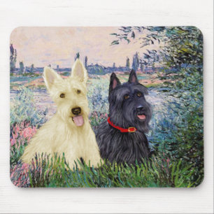Schottische Terrier (zwei-BW) - An der Seine Mousepad