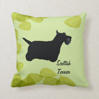 Schottischer Terrier ~ Grün-Blätter-Entwurf Kissen