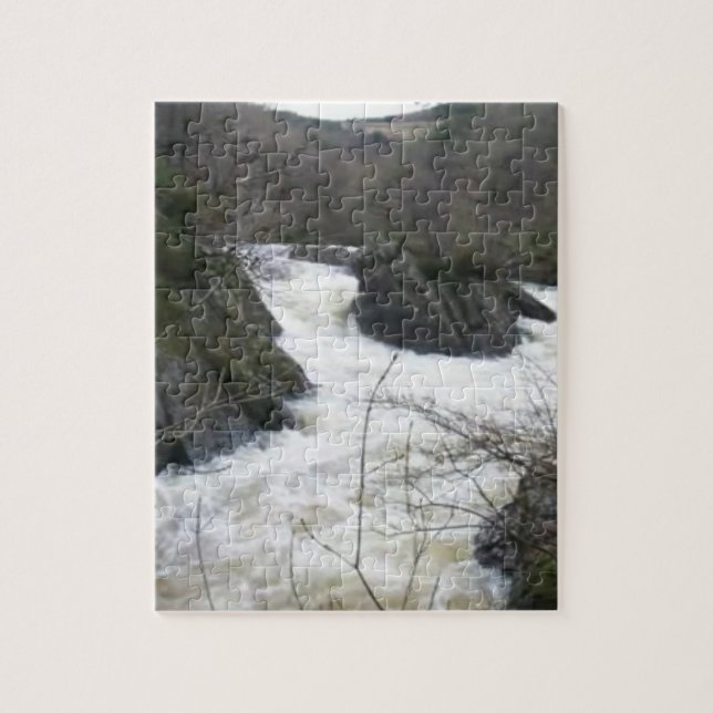 SCHOTTISCHES FLUSS-PUZZLESPIEL (Vertikal)