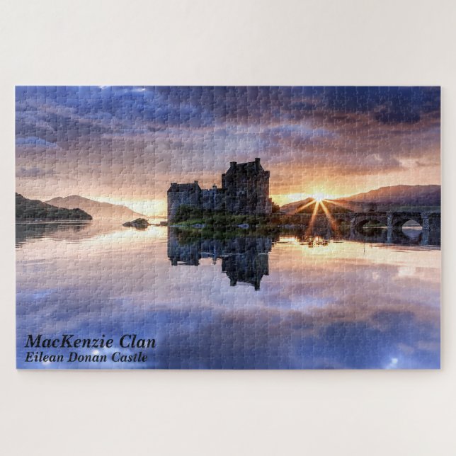 Schottisches MacKenzie Clans Castle Sunset Reflect (Horizontal)