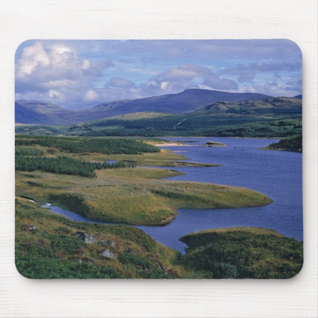 Schottland, Highland, Wester Ross, Loch Garry. Ein Mousepad (Vorne)