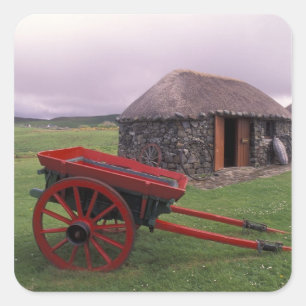 Schottland, Insel Skye, Kilmuir. Ländliche Landsch Quadratischer Aufkleber