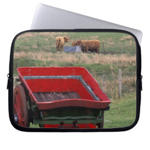 Schottland, Isle of Skye, Kilmuir. Nutztiere Laptopschutzhülle