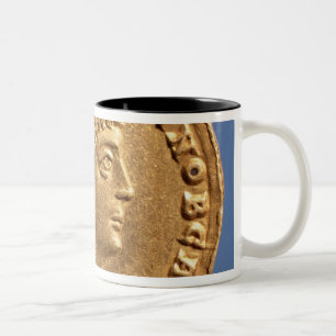 Schrägstrich von Constantine II Caesar cuirassed Zweifarbige Tasse