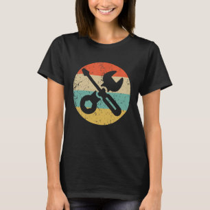 Schraubendreher-Schraubenschlüssel für Autos T-Shirt