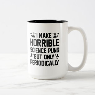 Schreckliche wissenschaftliche Schlagzeilen Zweifarbige Tasse