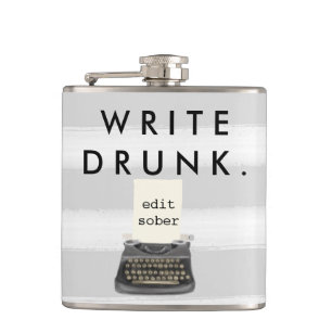 Schreiben Sie betrunkenes redigieren nüchterne Flachmann