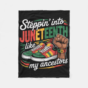 Schritt in die Juneteenth Afro-Frau schwarzen Afri Fleecedecke