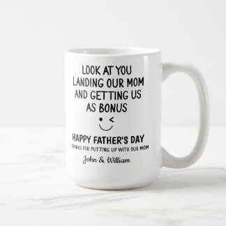 Schritt Papa Schauen Sie an, wie Sie unsere Mutter Kaffeetasse