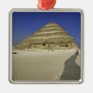 Schrittpyramide in Saqqara, eine der frühesten Ornament Aus Metall