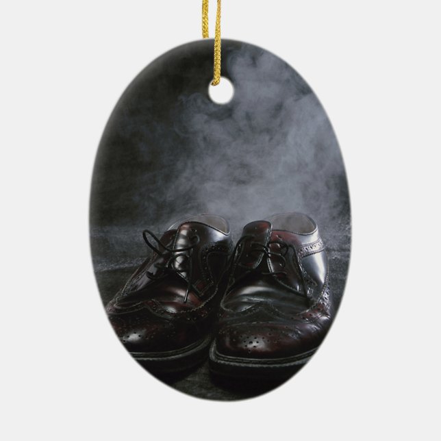 Schuhe und Rauch Keramik Ornament (Hinten)