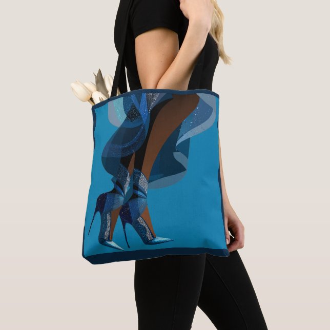 SCHUHSPIEL #1 TASCHE (Von Nahem)