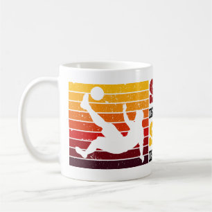 Schule ist wichtig, Fußball ist aber wichtiger Kaffeetasse