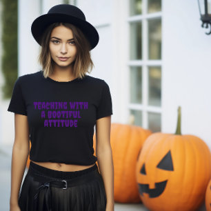 Schulhalloween für ironische Lehrer - lila Typogra T-Shirt