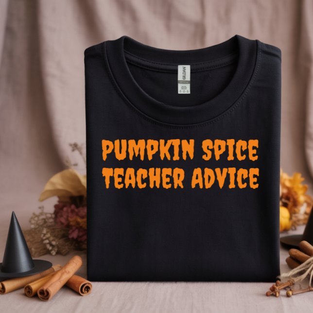 Schulhalloween Spaß Lehrer Ratgeber Typografie T-Shirt (Von Creator hochgeladen)