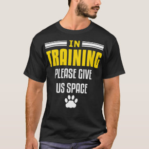 Schulungsangebot für männliche Hunde bei Haustiere T-Shirt