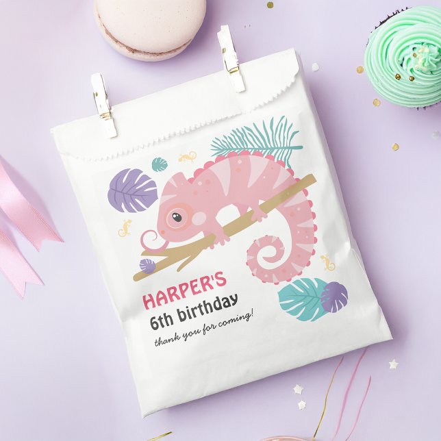 Schuppen und Schwänze Girl's Reptile Geburtstag Geschenktütchen (You'll be “swamped” for guests with our scales and tails girl's reptile birthday party supplies! )