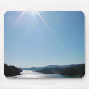 Schurken- Fluss Mousepad
