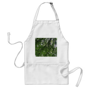 Schürze von Zweigen und Blätter