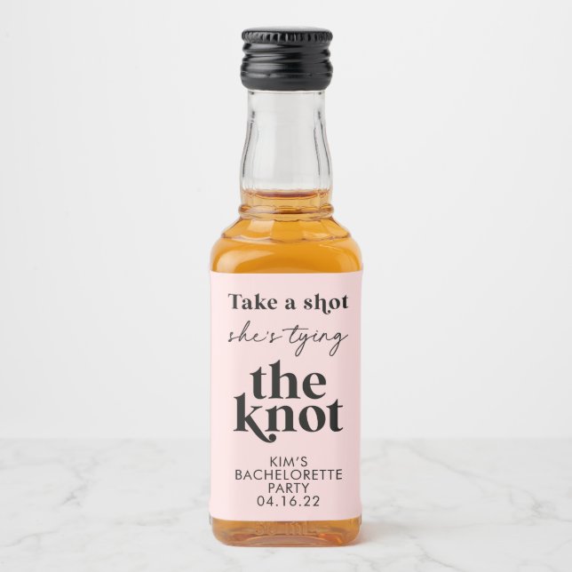 Schuss, dass sie die Gastgeschenk Hochzeit des Kno Alkoholflaschenetikett (Vorderseite)