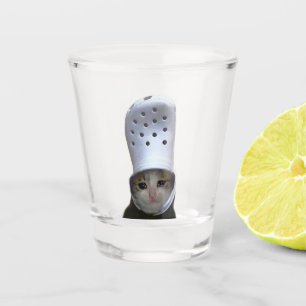 Schuss Glas Cry Cat Croc Hat Meme