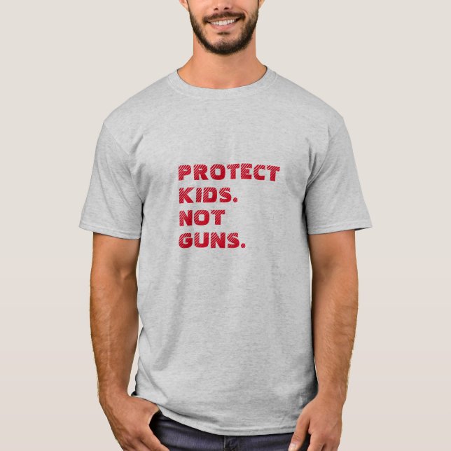 Schützen Sie Kinder. Nicht Waffen. Rot bedrückt kü T-Shirt (Vorderseite)