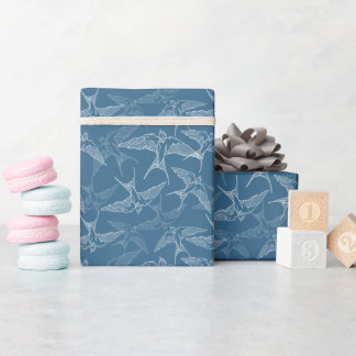 Schwalben im Flug. Geschenkpapier