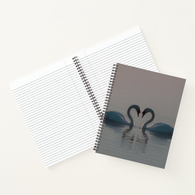 Schwäne am See Notizbuch (Innenseite)