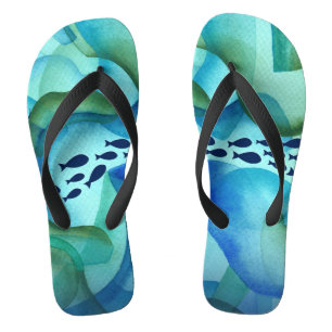 Schwärmen von Flip Flops im Fischmeer