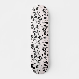 Schwarz auf rosa Muster Vögel und Kirschblüten Skateboard