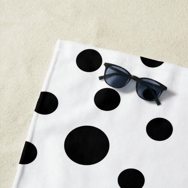Schwarz auf weißem Polka-Dot-Muster Strandtuch (Beispiel)